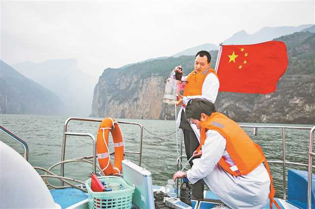 深入打好碧水保卫战 让“鱼翔浅底·乡愁记忆”照进现实